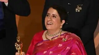 অস্কারসন্ধ্যায় প্রশংসিত হয়েছে গুনীতের ভারতীয় ঘরানার সাজও অস্কারসন্ধ্যায় প্রশংসিত হয়েছে গুনীতের ভারতীয় ঘরানার সাজও