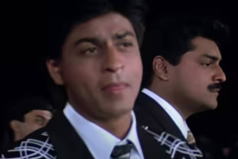 সাল ১৯৯৩। মুক্তি পেয়েছিল 'বাজিগর'। ধূসর চরিত্রে অভিনয় করে সাড়া ফেলে দিয়েছিলেন শাহরুখ খান। তবে তিনি একা নন, গল্পের কেন্দ্রে না থেকেও শুধুমাত্র অভিনয় দক্ষতার জোরে দর্শক-মনে ছাপ ফেলেছিলেন সিদ্ধার্থ রায়। স্বল্পভাষী, মুখচোরা পুলিশ ইনস্পেক্টর করণ সাক্সেনার চরিত্রে ভূয়সী প্রশংসা কুড়িয়েছিলেন তিনি। সাল ১৯৯৩। মুক্তি পেয়েছিল 'বাজিগর'। ধূসর চরিত্রে অভিনয় করে সাড়া ফেলে দিয়েছিলেন শাহরুখ খান। তবে তিনি একা নন, গল্পের কেন্দ্রে না থেকেও শুধুমাত্র অভিনয় দক্ষতার জোরে দর্শক-মনে ছাপ ফেলেছিলেন সিদ্ধার্থ রায়। স্বল্পভাষী, মুখচোরা পুলিশ ইনস্পেক্টর করণ সাক্সেনার চরিত্রে ভূয়সী প্রশংসা কুড়িয়েছিলেন তিনি।