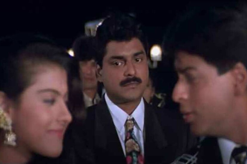  শিশুশিল্পী হিসেবে তাঁর অভিনয়ে হাতেখড়ি। দাদুর পরিচালিত ছবিতেই অভিনেতা হিসেবে আত্মপ্রকাশ করেন সিদ্ধার্থ। এর পর 'পানাহ', 'বংশ', 'যুদ্ধপথ'-এর মতো একের পর এক ছবি করেন তিনি।