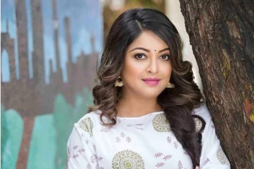 জানান, ২০০৮ সাল 'হর্ন ওকে' ছবির শ্যুট চলাকালীন তাঁর সঙ্গে অভব্য আচরণ করেন নানা। 