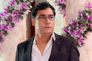 চুক্তিভঙ্গের অভিযোগ কৌশিকের বিরুদ্ধে
