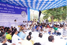 ধরনা মঞ্চেই জন্ম নিল তৃণমূলের নতুন গানের ব্যান্ড 'জয়ী', নেত্রীর সামনে হল 'অডিশন'