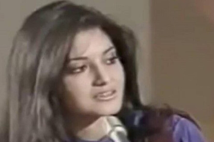 এর পর নাজিয়ার জনপ্রিয়তা সময়ের সঙ্গে পাল্লা দিয়ে বাড়তে থাকে। বিক্রির দিক দিয়ে তাঁর মিউজিক অ্যালবাম সব সময়ই থাকত প্রথম সারিতে। কিন্তু খ্যাতির শীর্ষে থাকতে থাকতেই তিনি চলে যান আলোকবৃত্তের বাইরে।