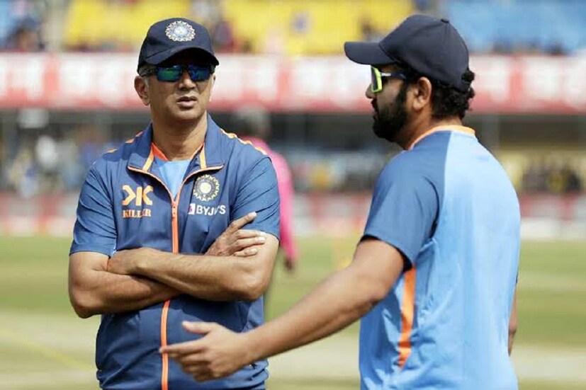 তাই ফাইনালের আগে রোহিত শর্মা ও রাহুল দ্রাবিড়রা আরও এক অলরাউন্ডারকে দলে সামিল করার সিদ্ধান্ত নিয়েছেন। অক্ষরের জায়গায় এই অলরাউন্ডার যোগ দেবেন।
