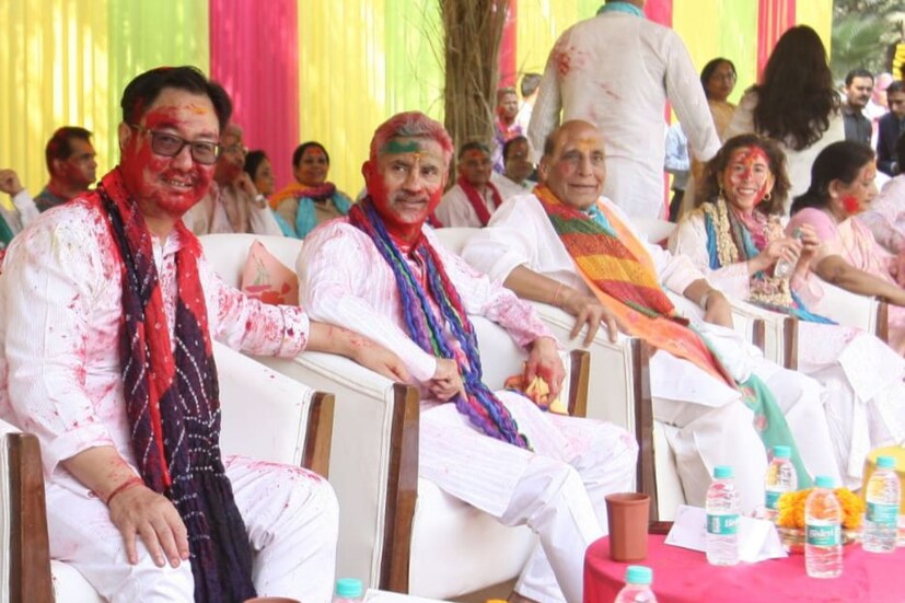 মার্কিন বাণিজ্য সচিব জিনা রাইমন্ডোকে অতিথি হিসেবে আমন্ত্রণ জানানো হয়েছিল।