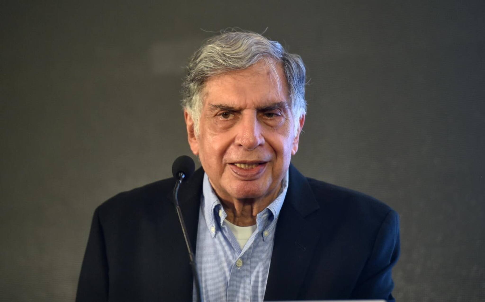 Ratan Tata: রতন টাটার সোশ্যাল মিডিয়ায় ফলোয়ার লক্ষ লক্ষ! নিজে ফলো করেন মাত্র ১টি অ্যাকাউন্ট, নামটি জানলেই চক্ষু চড়ক গাছ