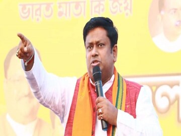 ফুরফুরা শরিফের চেয়ারম্যান সংখ্যালঘু সম্প্রদায়ের নয় কেন? প্রশ্ন সুকান্ত মজুমদারের