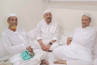 ত্বহার কাছে দুই মন্ত্রী