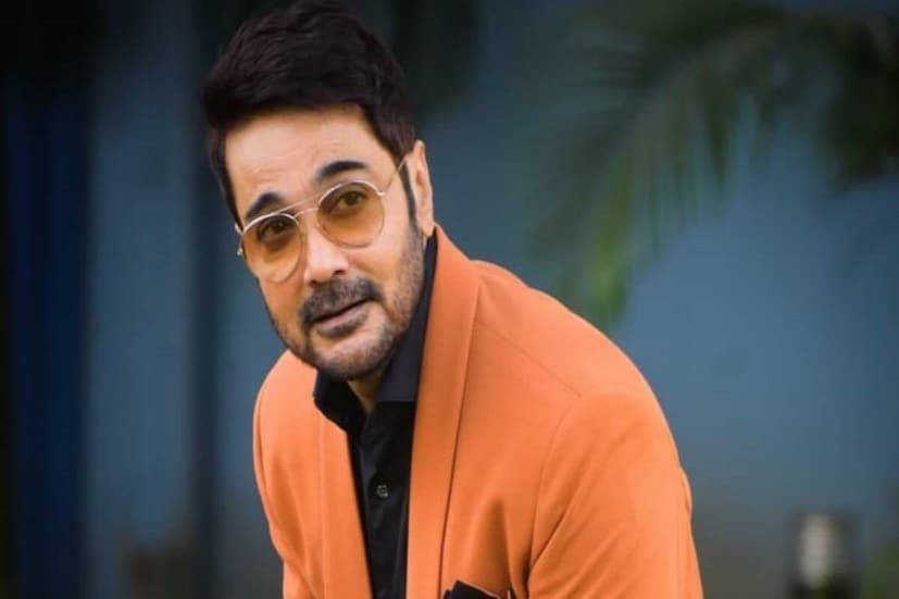 বর্তমানেও জনপ্রিয়তায় শ্রেষ্ঠ ৷ তিনিও নায়কের পাশাপাশি একজন প্রযোজকও ৷ সম্পত্তির নিরিখে তিনি অনেকটাই এগিয়ে অন্যদের থেকে ৷ ফাইল ছবি ৷