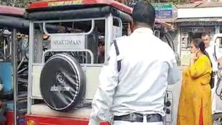 শিলিগুড়িতে ফের বেআইনি টোটোর বিরুদ্ধে অভিযান ট্র্যাফিক পুলিশের, আটক বহু ! শিলিগুড়িতে ফের বেআইনি টোটোর বিরুদ্ধে অভিযান ট্র্যাফিক পুলিশের, আটক বহু !