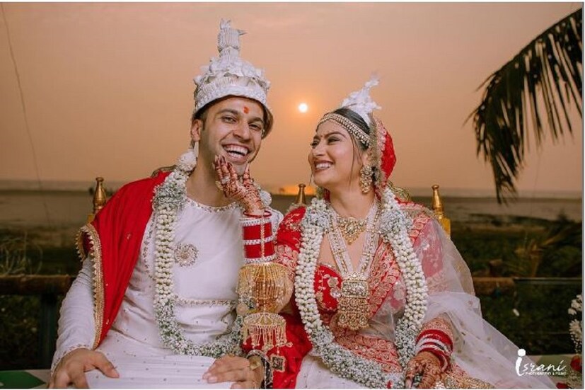 ১৩ মার্চ সাতপাকে বাঁধা পড়লেন জনপ্রিয় অভিনেত্রী বাঙালি কন্যা কৃষ্ণা মুখোপাধ্যায়। 'ইয়ে হ্যায় মহাব্বত', 'নাগিন ৩'-এর মতো ধারাবাহিকের অত্যন্ত জনপ্রিয় ও পরিচিত মুখ কৃষ্ণা। 