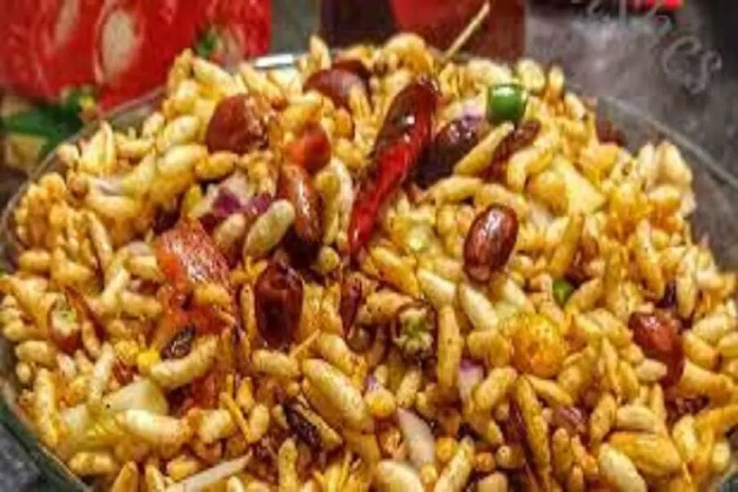 পশ্চিমবঙ্গের রাস্তার খাবারের মধ্যে অত্যন্ত জনপ্রিয় খাবার হল ঝালমুড়ি। বাংলা ও বাঙালির জীবনে ঝালমুড়ির গ্রহণযোগ্যতা প্রশ্নাতীত ৷ প্রতীকী ছবি ৷