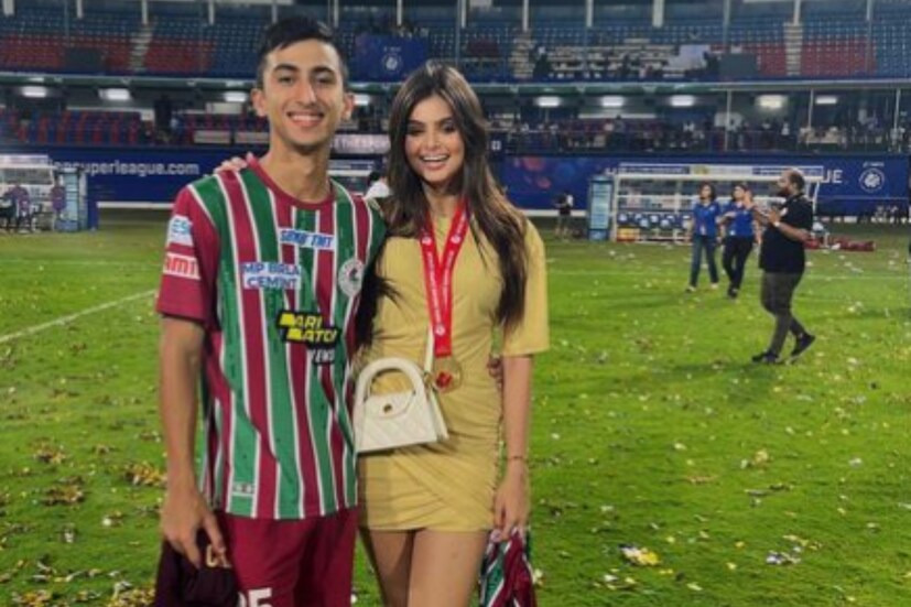 ভলিবল প্লেয়ার, ডিজিটাল ক্রিয়েটার মিহিরা সিংয়ের সঙ্গে প্রেম করছেন জামশিদ নাসিরির ছেলে কিয়ান নাসিরি। মিহিরা উপস্থিত ছিলেন গোয়ায় ফাইনালে।