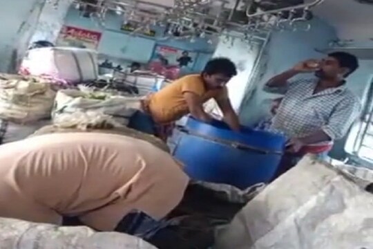 সবজিতে মিশছে বিষ!