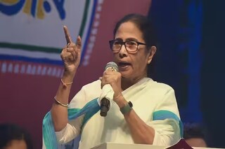 নতুন পথের খোঁজে মমতা