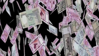 এর পাশাপাশি জেনে রাখুন ব্যাঙ্কে ৫০ হাজার টাকার বেশি টাকা লেনদেনে প্যান কার্ড দেখাতে হবে ৷ কেনাকাটার সময় ২ লক্ষ টাকার দামের বেশি জিনিস কিনতে পারবেন না ক্যাশে ৷ এর জন্যেও আপনাকে প্যান ও আধার দেখাতে হবে ৷ ব্যাঙ্কে ২০ লক্ষ টাকার বেশি ক্যাশ ডিপোজিটে আপনাকে প্যান ও আধার নম্বব দিতে হবে ৷ 
