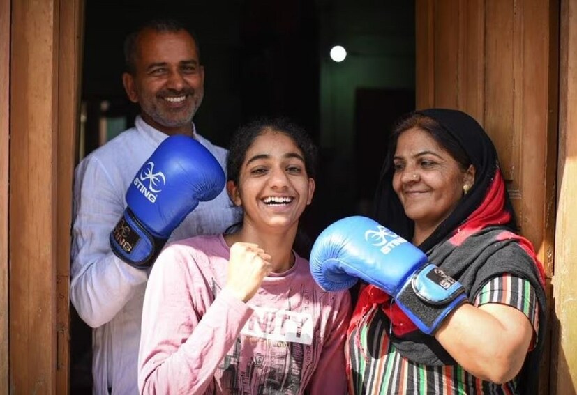  এদিকে, নিতু মঙ্গোলিয়ার লুৎসাইখান আল্টানসেটসেগকে ৫-০ স্কোরলাইনে পরাজিত করে তার প্রথম বিশ্ব চ্যাম্পিয়নশিপ পদক জিতেছে।