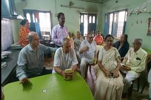 ছেলে পারবে না বাবা-মায়ের সম্পত্তি রাখতে, তার কাছে থাকতে বৃদ্ধাশ্রমে মা-বাবা