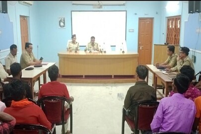 রমজানের মাসে সুষ্ঠুভাবে রামনবমী পালন করার জন্য প্রশাসনিক বৈঠক রমজানের মাসে সুষ্ঠুভাবে রামনবমী পালন করার জন্য প্রশাসনিক বৈঠক