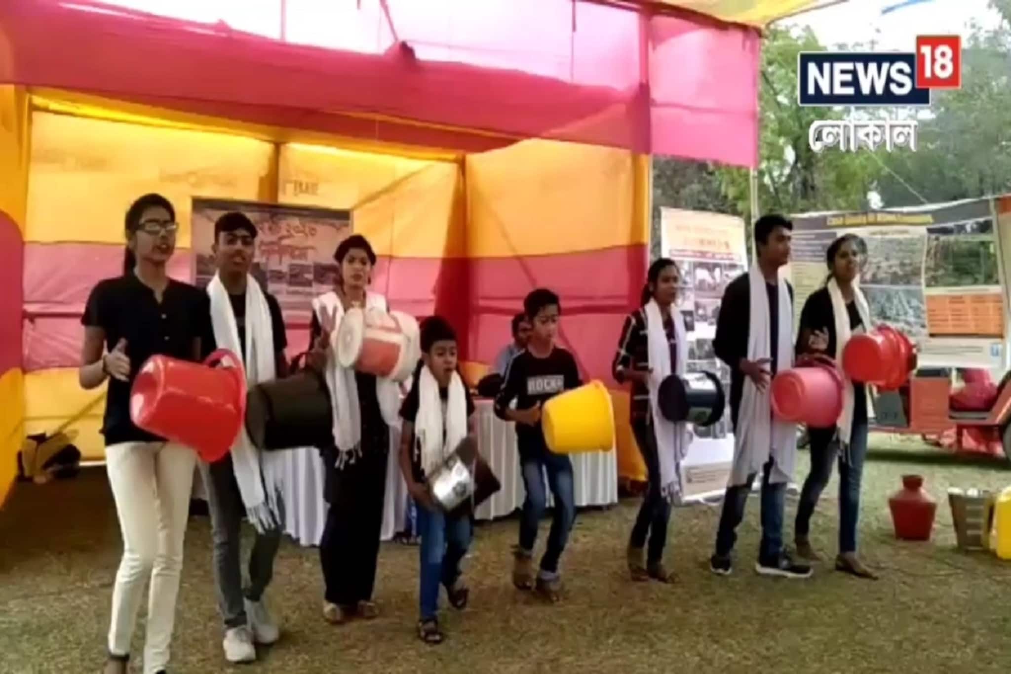 'ক্যাচ দ্য রেইন' শিল্প ছাপিয়ে হয়ে ওঠে মানুষের তৃষ্ণা নিবারণের পাঠশালা