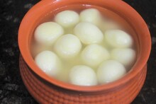 তুলতুলে নরম ইয়া বড় রসগোল্লা, ৩ টাকার বিক্রি হচ্ছে এই শহরেই, আজই কিনে আনুন