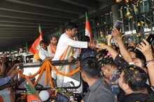 ঢাক-ঢোল, শাঁখ,ফুল-সম্বর্ধনার জোয়ারে সুকান্ত, সাংসদ রত্ন সম্মান পেয়ে কলকাতায়