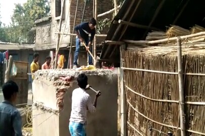 ভাইরাল ভিডিও ঘিরে তোলপাড়! 