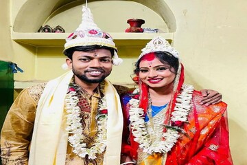 সিঁদুর,টোপর, রজনীগন্ধা..! কলকাতায় 'গোপনে' সাত পাকে বাঁধা পড়লেন YouTuber মনোজ দে