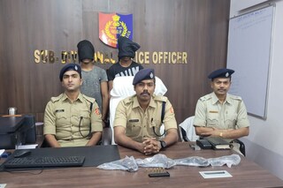 আগ্নেয়াস্ত্রসহ গ্রেফতার দুই