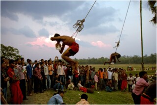 চড়ক নিয়ে রয়েছে অনেক ইতিহাস। জানুন