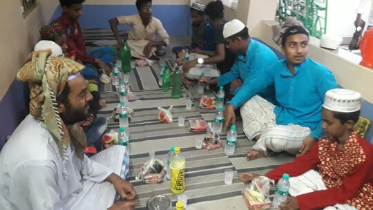 চলছে