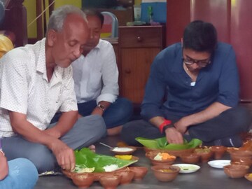 অভিষেক