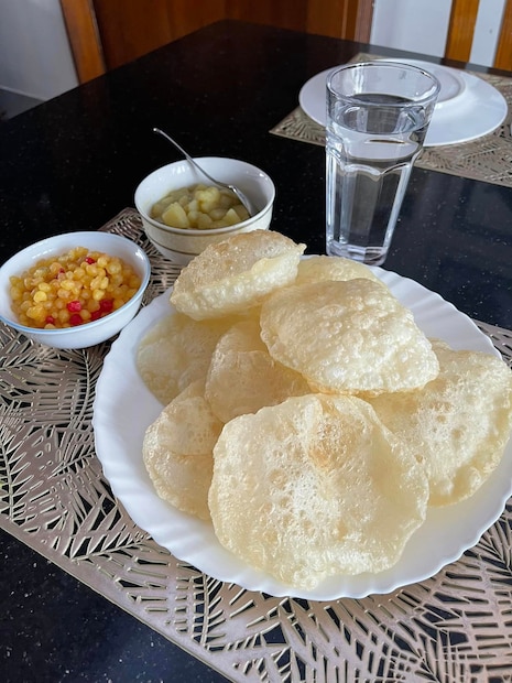 *এ দিন শুধু স্নান, সেলফি নয়। পেটপুজোও হয়েছে স্নান শেষে। প্রাতঃরাশে ছিল লুচি, সাদা আলুর তরকারি এবং বোঁদে। ছবিঃ সোশ্যাল মিডিয়া। 