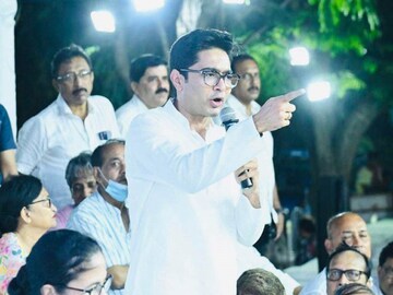 শনিবার থেকে জেলা সফরে অভিষেক