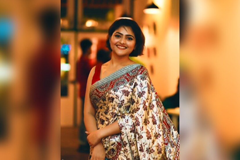 আর তার পর কয়েক সপ্তাহ টানা লড়াই হাসপাতালে। লড়েছিল তাঁর গোটা পরিবার ও প্রেমিক সব্যসাচী চৌধুরী। কিন্তু সকলকে কাঁদিয়ে মাত্র ২৪ বছর বয়সেই চলে গেলেন তিনি।