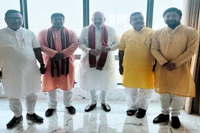 অমিত শাহের সঙ্গে বৈঠকে শুভেন্দু অধিকারী সহ রাজ্যের নেতারা৷ 