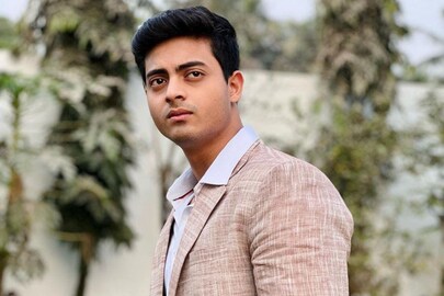  দিব্যজ্যোতি দত্ত
