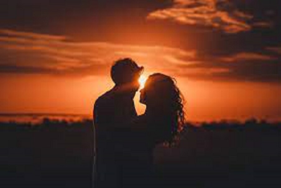  ,[object Object], একটি পরিচিত কথা কম বেশি শুনতে পাওয়া যায় সেটি হল মাথা গরম করিসনা বা মাথায় সহজেই গরম হয়ে যায় ৷ প্রতীকী ছবি ৷