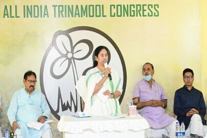 তৃণমূল আর জাতীয় দল নয়৷ 