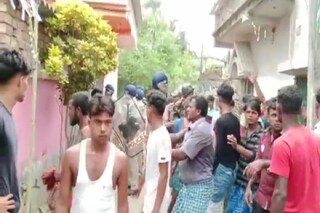 মথুরাপুরে অশান্তি