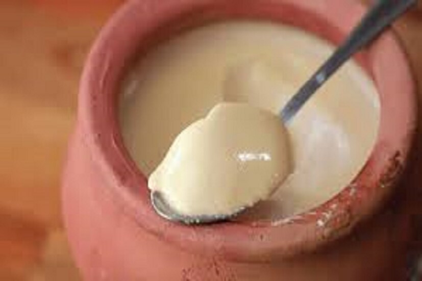 বর্তমানে চারিদিকে অত্যন্ত পরিমাণে গরম এই গরমে কোনও ভাবেই তেল মশলাযুক্ত খাবার না খাওয়াই উচিৎ ৷ প্রতীকী ছবি ৷