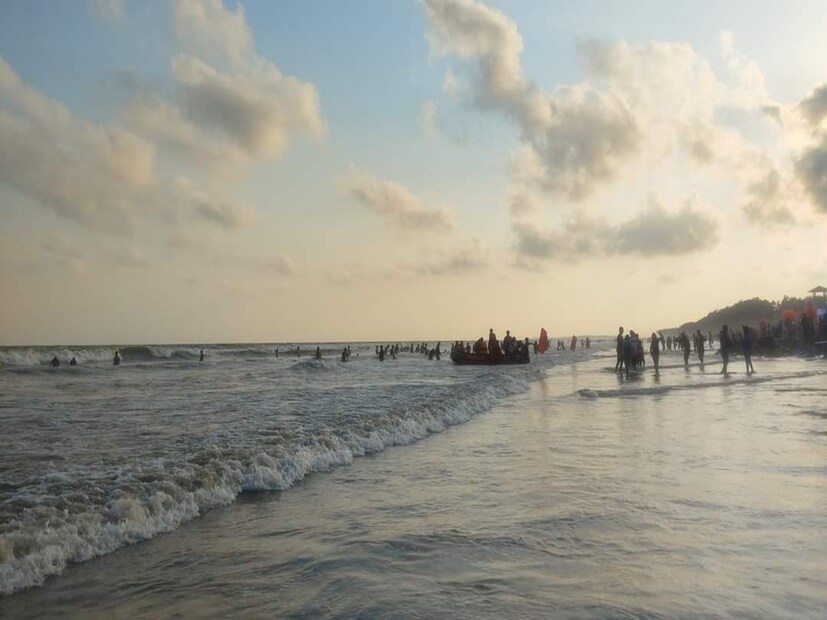 *হলদিয়ার সর্বোচ্চ তাপমাত্রা ৪০.৬ ডিগ্রি সেলসিয়াস। সর্বনিম্ন তাপমাত্রা ৩০ ডিগ্রি সেলসিয়াস। হলদিয়ার সর্বনিম্ন তাপমাত্রা স্বাভাবিক তাপমাত্রার চেয়ে ৪ ডিগ্রি বেশি। বাতাসে আর্দ্রতার পরিমাণ ৫২ শতাংশ। আগামী কয়েকদিন আরও বাড়বে তাপমাত্রা। ফাইল ছবি। 