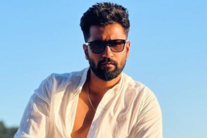 ভিকি কৌশল এবার 'হকির যাদুকর'! বলিউডে আবার কিংবদন্তি খেলোয়াড়ের বায়োপিক