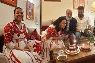 লাস্য়ময়ী অবতারে স্বরা, ফাহাদের সঙ্গে কেমন কাটল বিয়ের পরের প্রথম জন্মদিন? 
