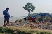 পড়ুয়াদের চোখের সামনেই স্কুল তলিয়ে গেল নদীতে! এখন কেমন পরিস্থিতি জানুন
