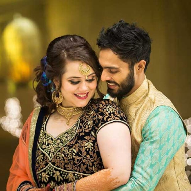 মনদীপ সিং হলেন একজন ভারতীয় ক্রিকেটার যিনি অতীতে কেকেআর দলের অংশ ছিলেন। মনদীপ সিং জগদীপ জাসওয়ালকে বিয়ে করেছেন, যিনি একজন ফ্যাশন ডিজাইনার।