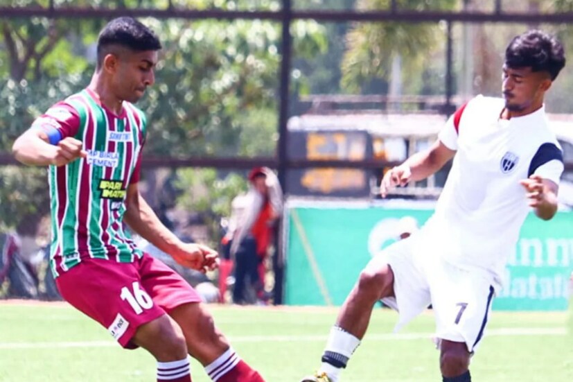 এছাড়া ম্যাচে একাধি সুযোগ তৈরি করেছিন মোহনবাগাব। সেই সকল সুযোগ নষ্ট না করলে বড় ব্যবধানে জয়ের সুযোগ ছিল পাল তোলা নৌকার।