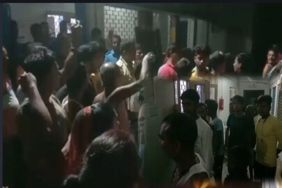 হাসপাতালে মৃত, বাড়িতে নিয়ে যেতেই জীবিত শিশু