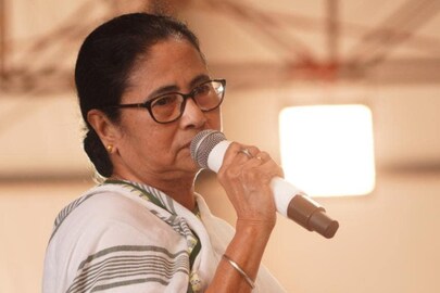 বিজেপিকে নিশানা মমতার