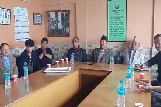পাহাড়ে পঞ্চায়েতে এডওয়ার্ড, গুরুংদের সঙ্গে জোট বেঁধেই লড়বে গেরুয়া শিবির, বিরোধীদের বৈঠকে কার্যত সেই সুর
